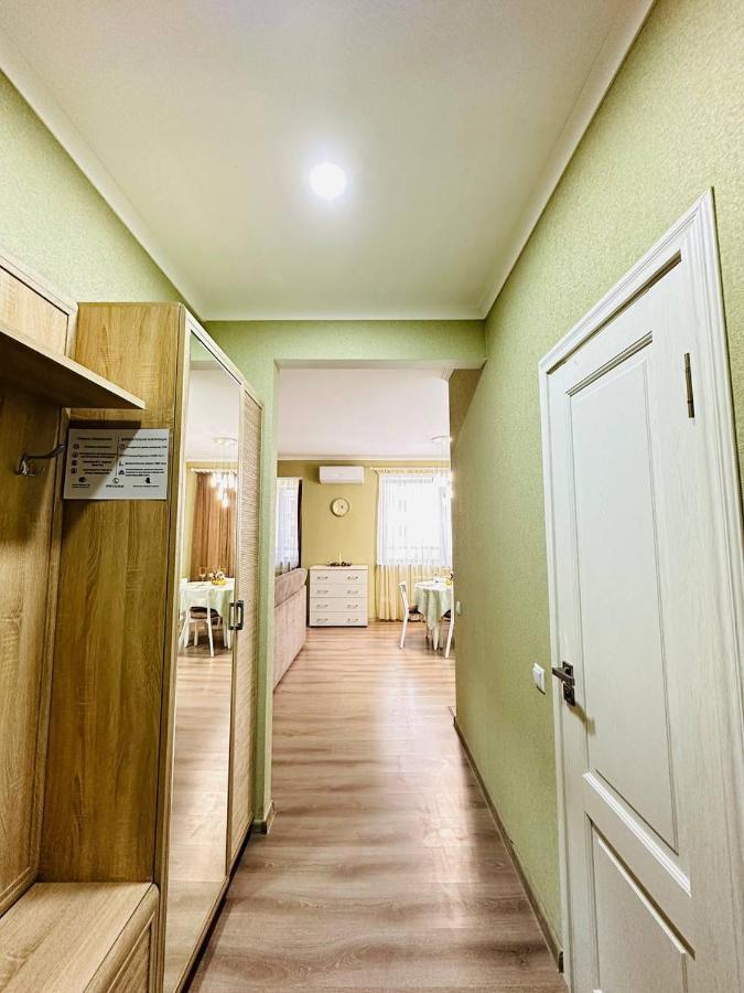 Central Park In The City Center Apartamento Almaty Exterior foto