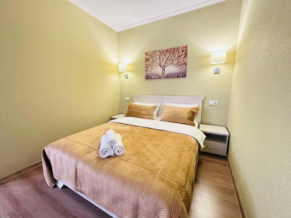 Central Park In The City Center Apartamento Almaty Exterior foto